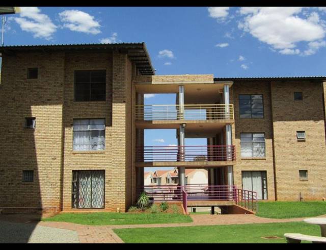 1 BEDROOM PROPERTY TO RENT IN DIE BULT